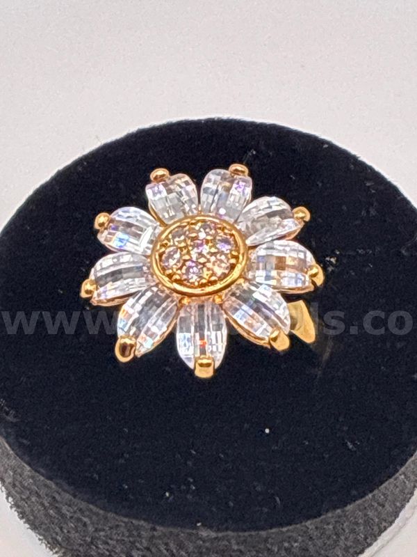 Size 6.5 Gorgeous CZ Daisy Ring, 24K Gold Filled