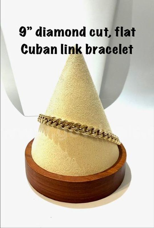Gorgeous, Real 24k Gold Filled, 9 Inch, Flat Cuban Link, Diamond Cut Bracelet