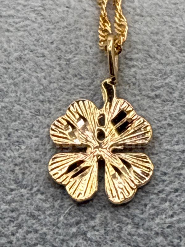 Gorgeous, 24k Gold Filled, 22” Figaro Necklace With Clover Pendant
