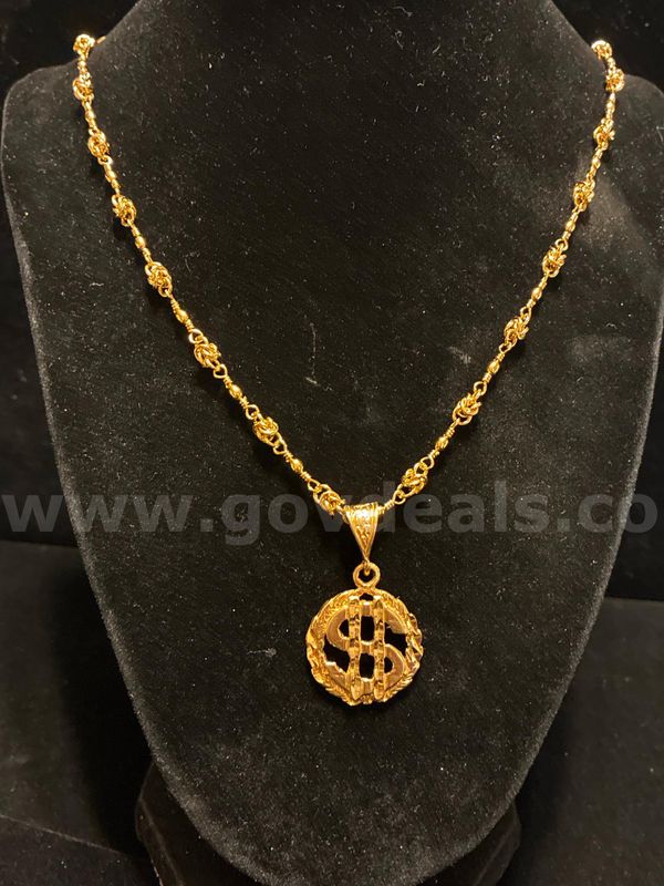 24”, Knot Station Necklace W/ Nugget $ Pendant, 24K Gold Filled.