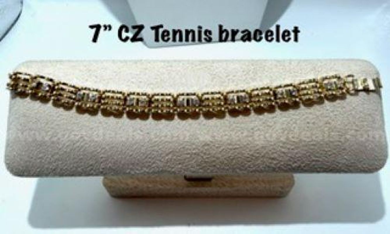 Beautiful, Ladies, Real 24k Gold Filled, 7 Inch, CZ Tennis Bracelet