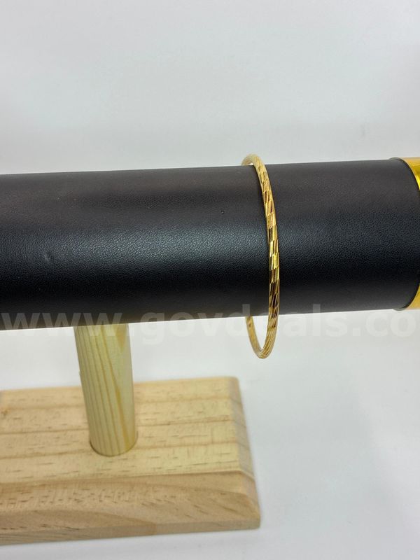 2 3/4 Diameter, Diamond-cut Twisted Bangle, 24K Gold Filled.