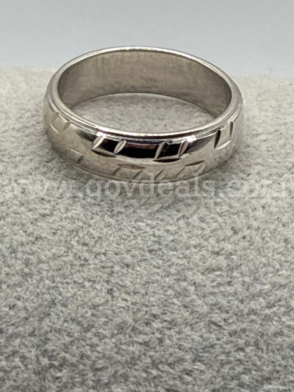 Rhodium Clad (Silver) Mens Size 12 Band.