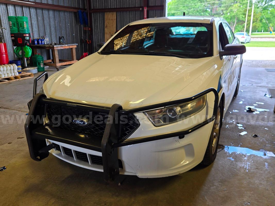 2015 Ford Taurus