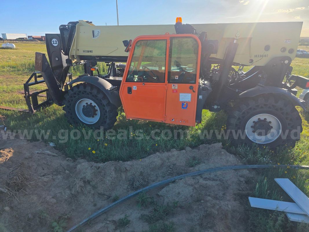 Jlg Telehandler G12-55a 12k 60 Foot Reach Airless Tires Upgrade