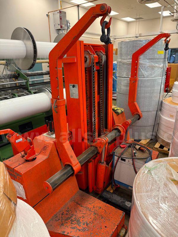 Genkinger HUBTEX Type KHHW-IV/2000 Warp Beam Lift Truck