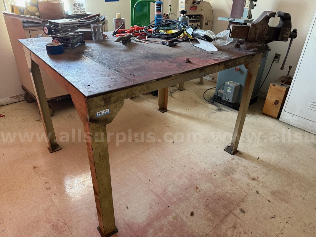 48 x 58 x 30 Welding Table w/ Vise