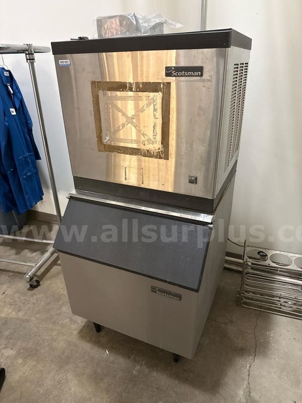 Scotsman mdl. CME256AS-1F Ice Maker