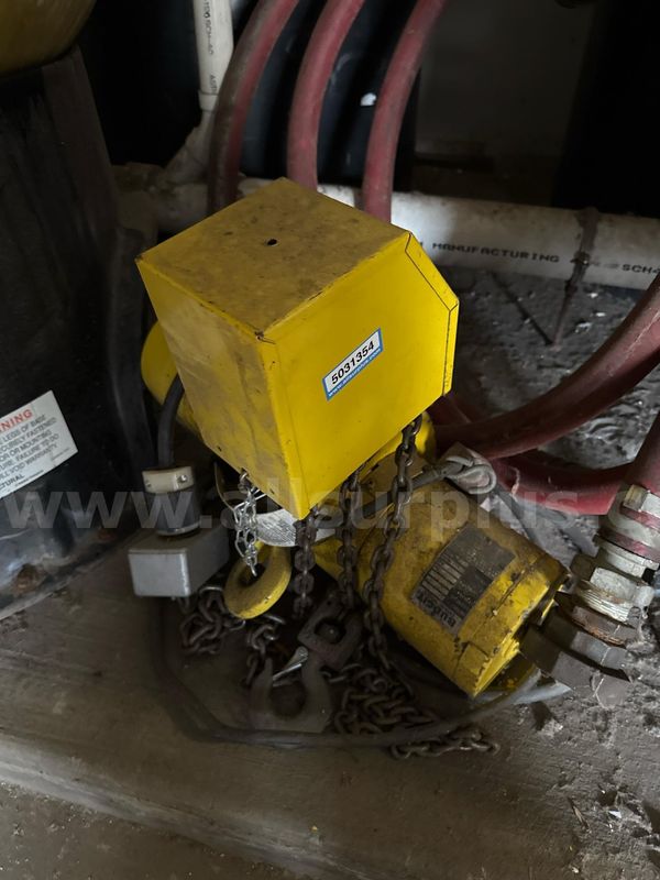 Budget Electric Hoist 1000 lbs Capacity