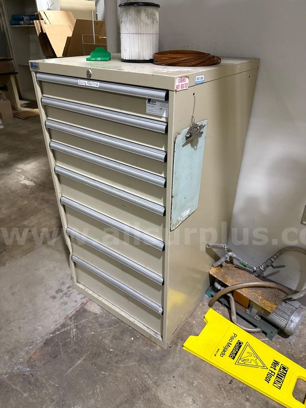 Lista 8 Drawer Parts Cabinet