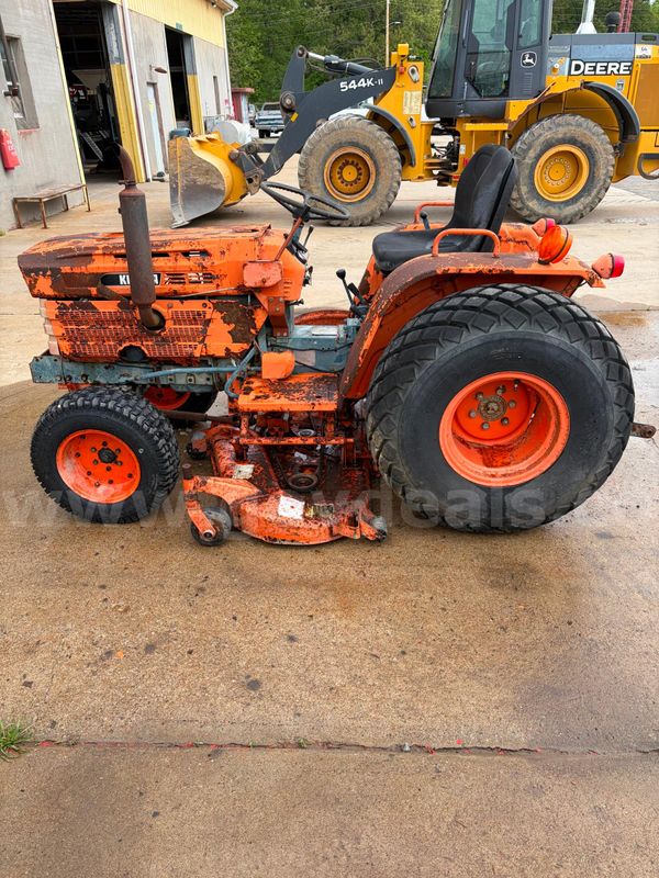Kubota B8200E