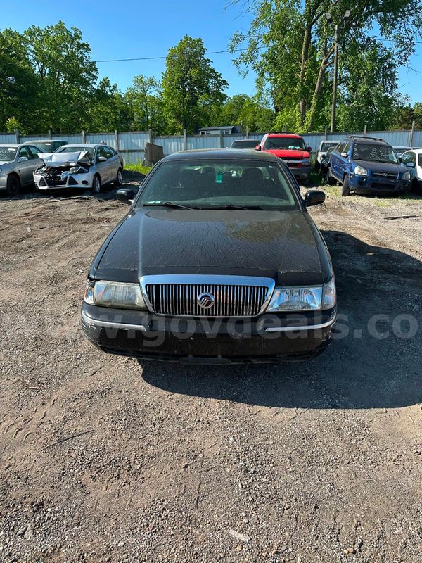 2004 Mercury Grand Marquis GS