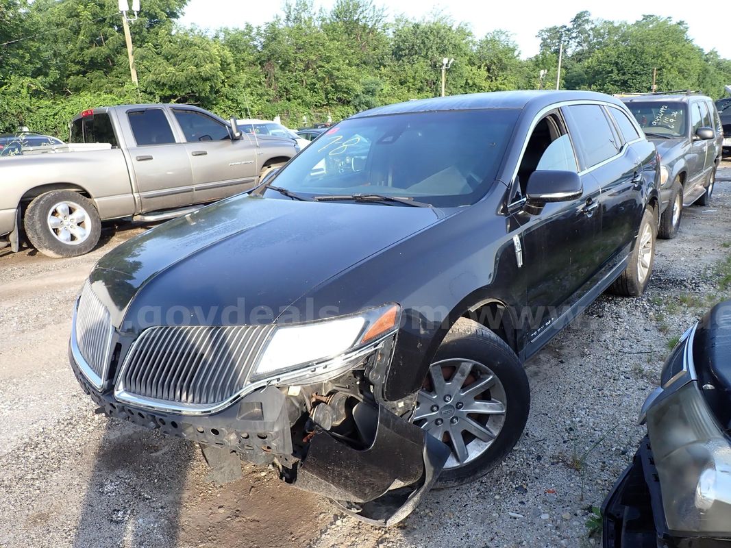 2015 Lincoln MKT