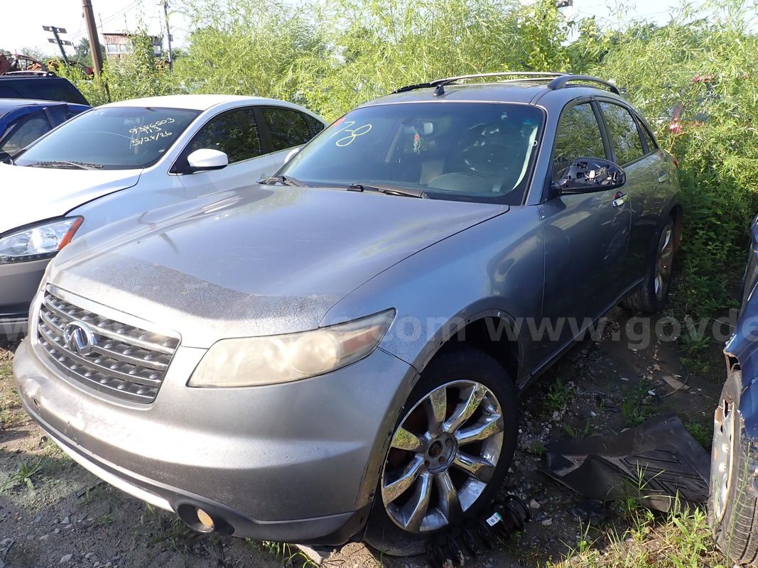 2004 Infiniti FX