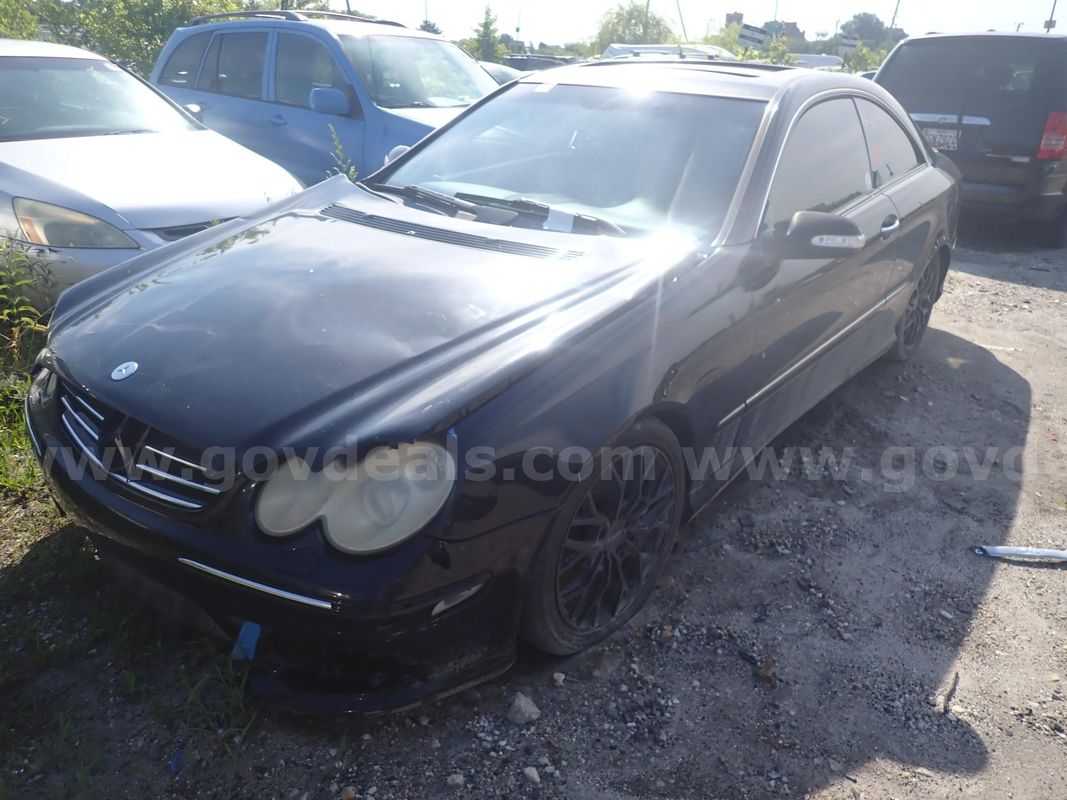 2004 Mercedes-Benz CLK-Class
