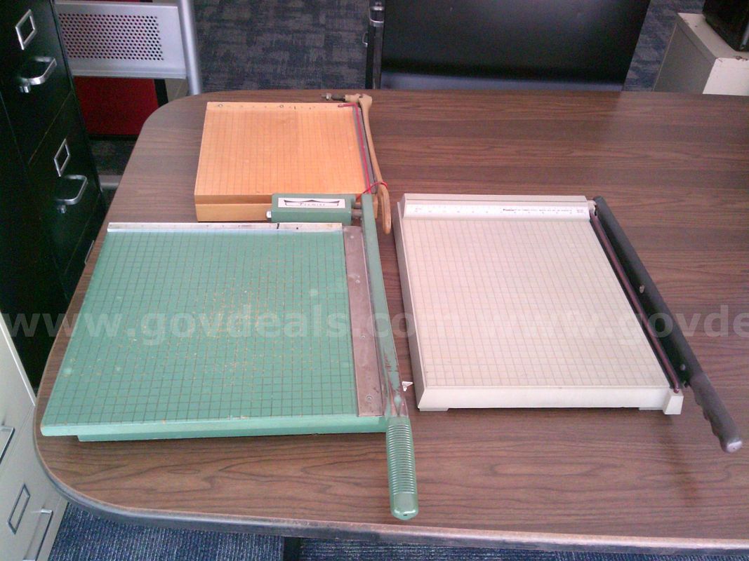 3 Paper Guillotines