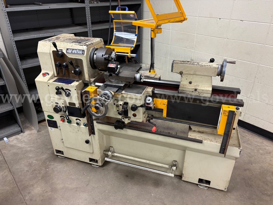 YAM Model YAM-700 Manual Engine Lathe