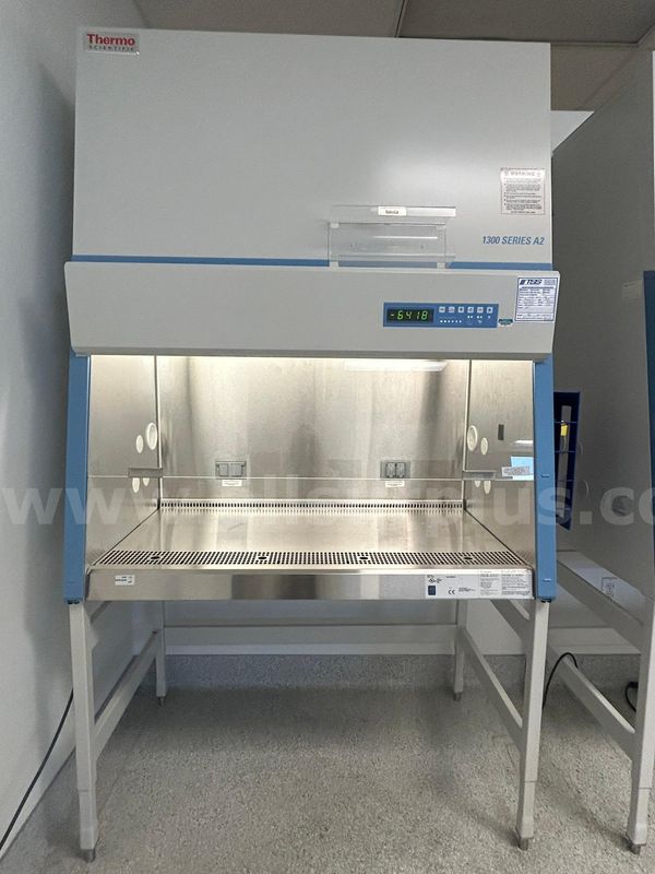 **NO RESERVE** ThermoFisher Scientific 1375 Biosafety Cabinet