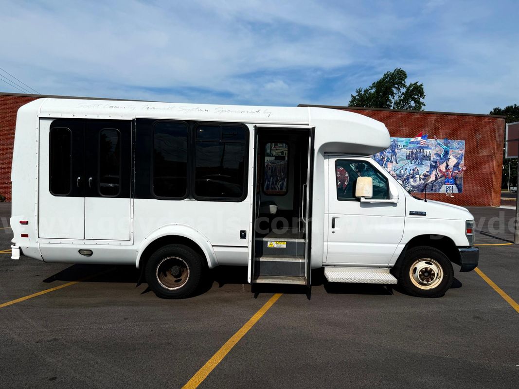 2014 Ford Econoline