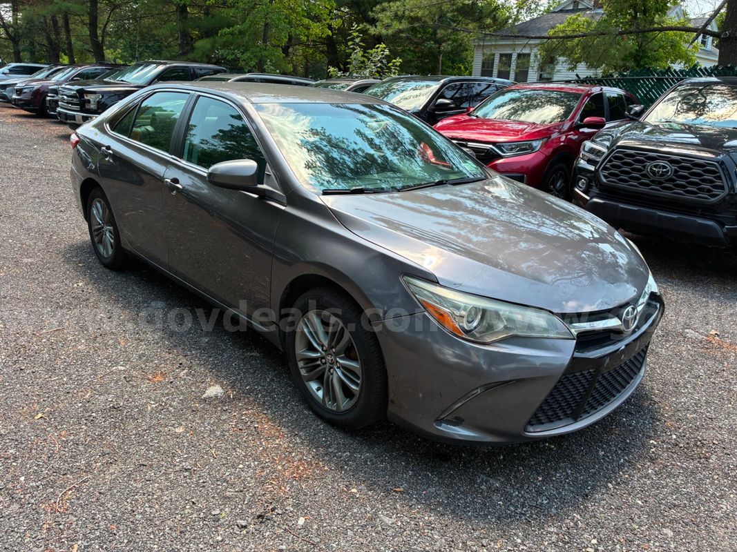 2017 Toyota Camry SE