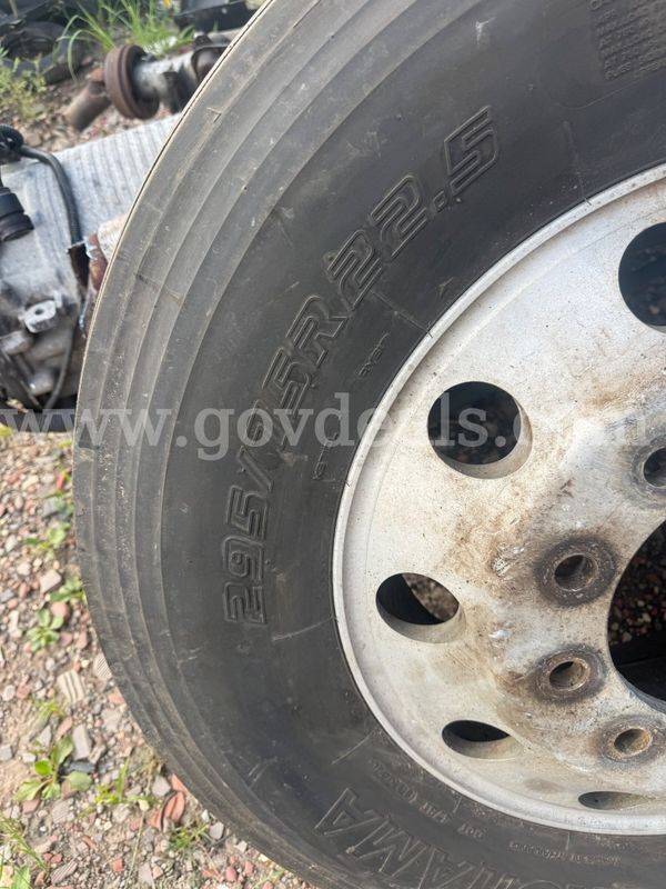 6 semi wheels & tires