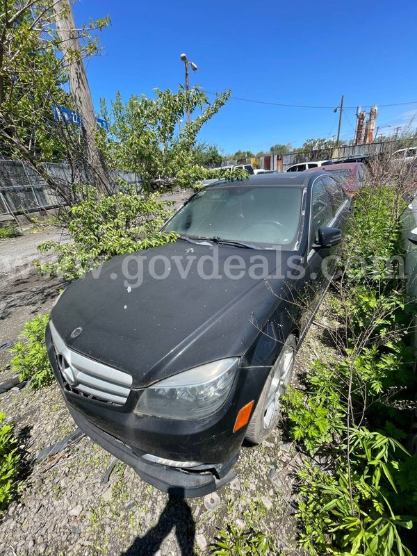 2011 Mercedes-Benz C300