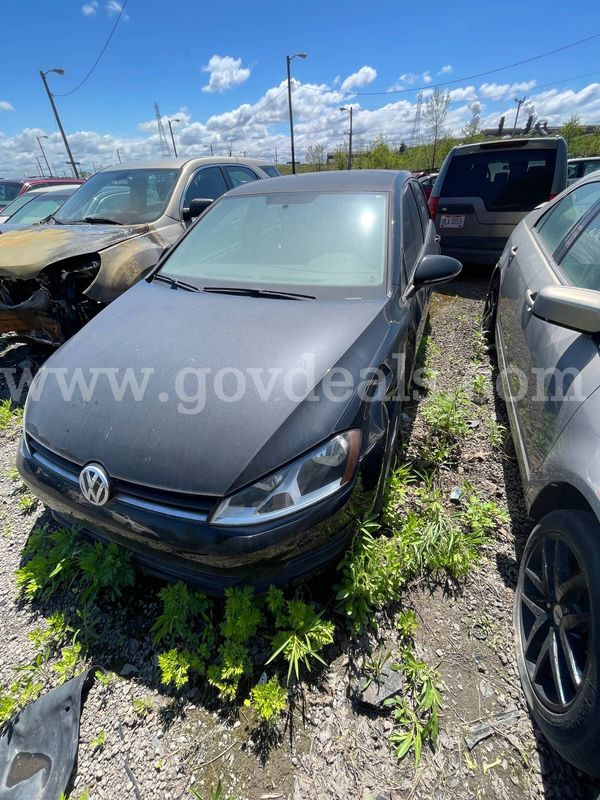 2016 Volkswagen Golf