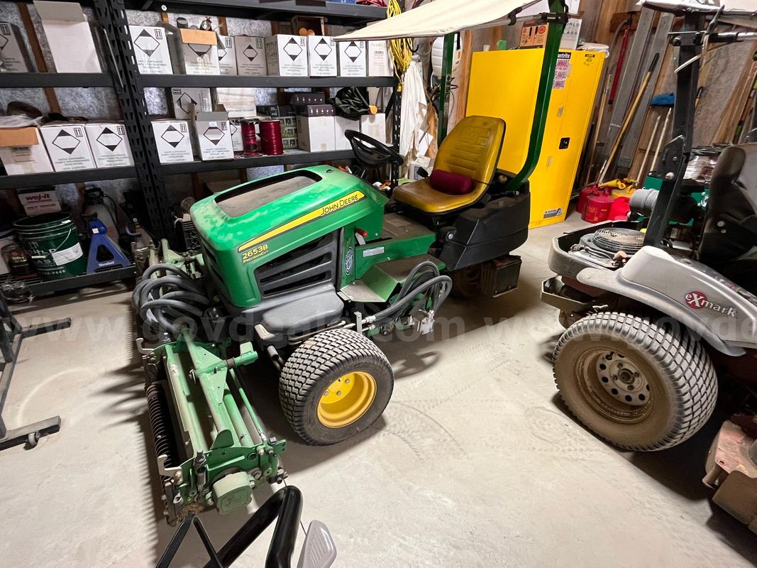 John Deere 2653B Mower