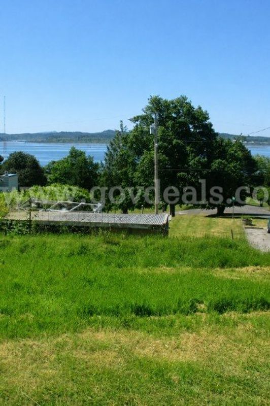 Double-Lot Opportunity Near Tapiola Park Astoria, OR (R1)