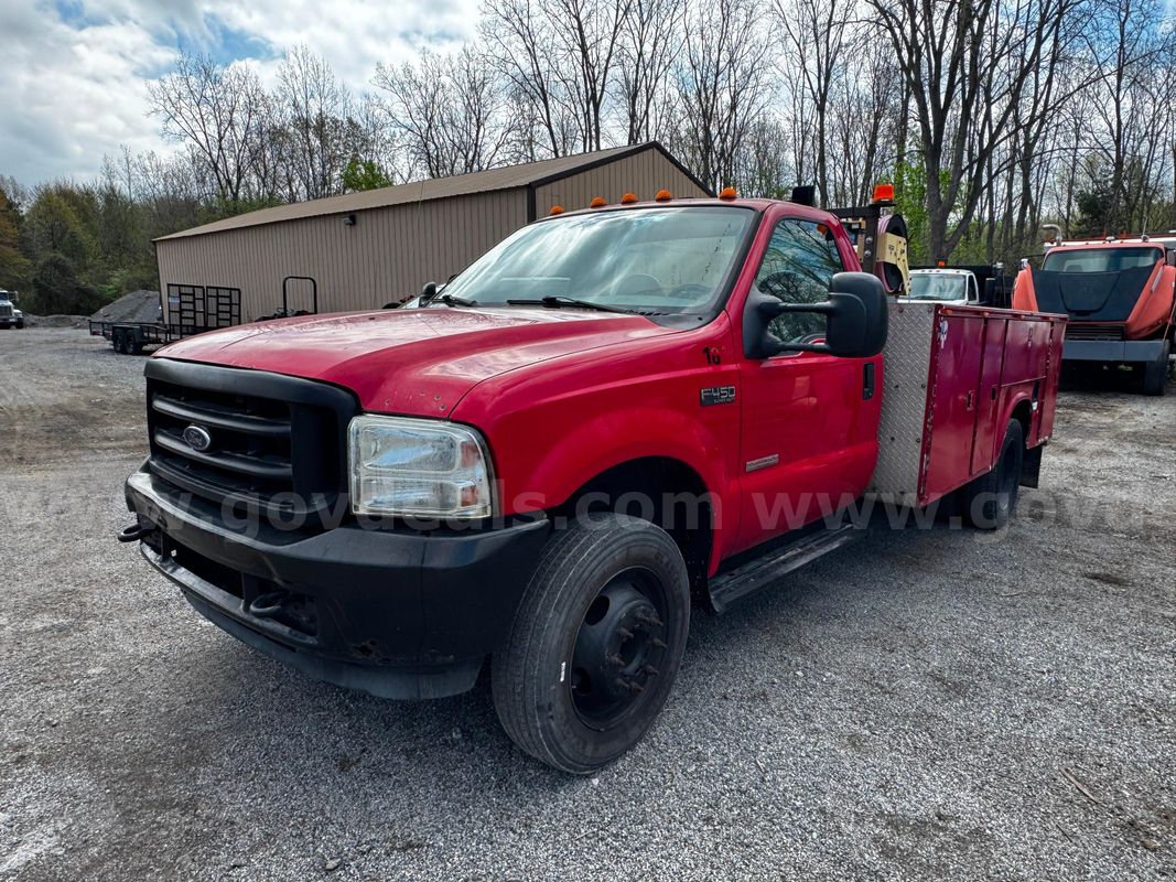 2004 Ford F-450 SD Service Truck