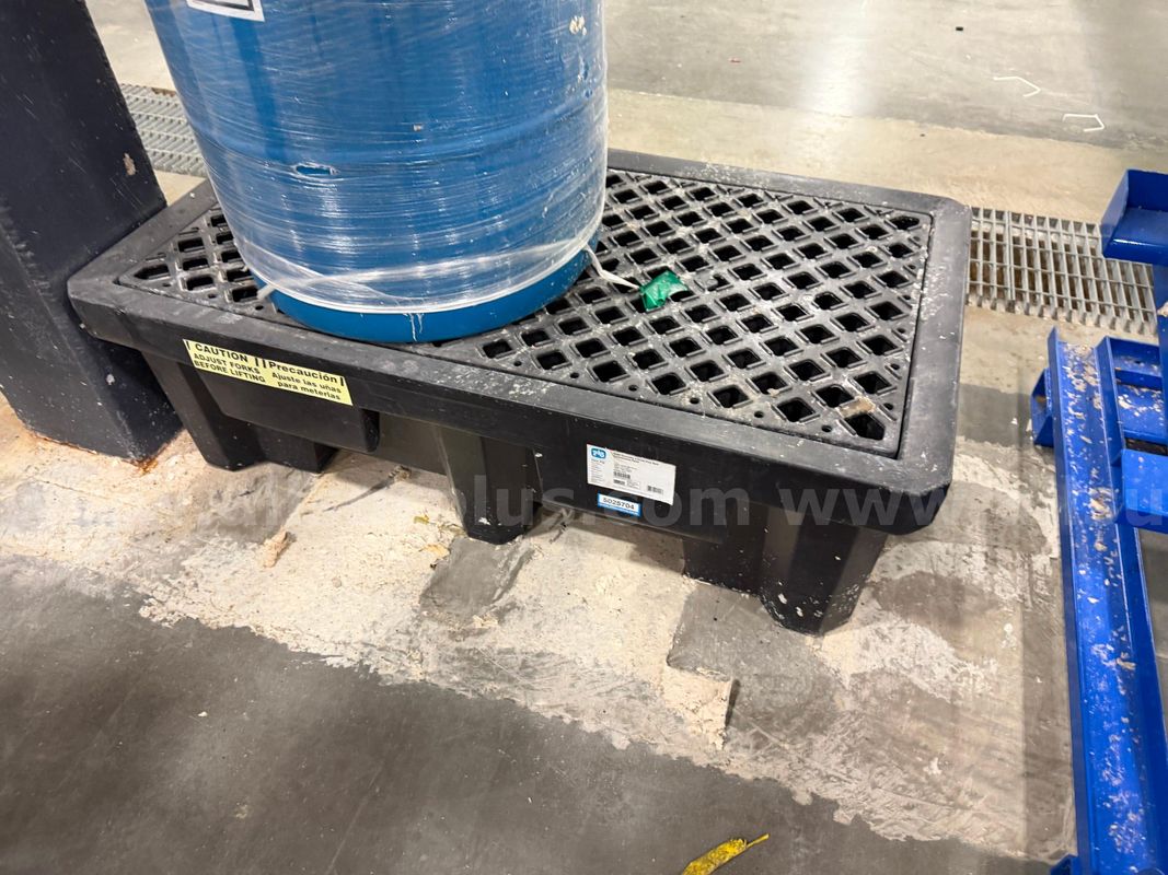 Pig Spill Containment