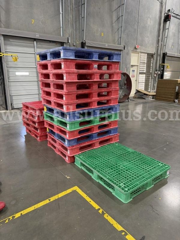 Pallets, Heavy Duty Rackable Plastic Pallets, 48in x 40in, Uline H-1212, Qty 52 Pallets