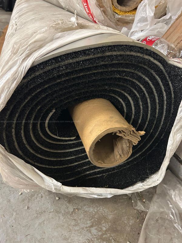 13' x 26' Black Synthetic Flooring Roll