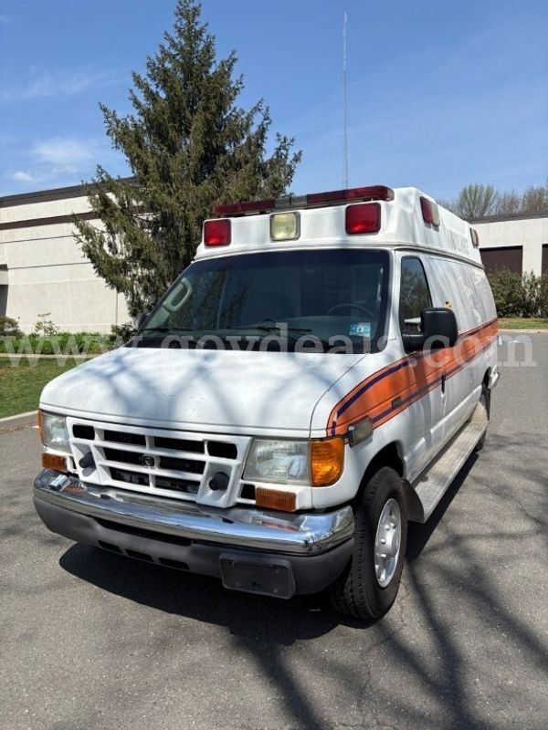2005 Ford Econoline Ambulance Body