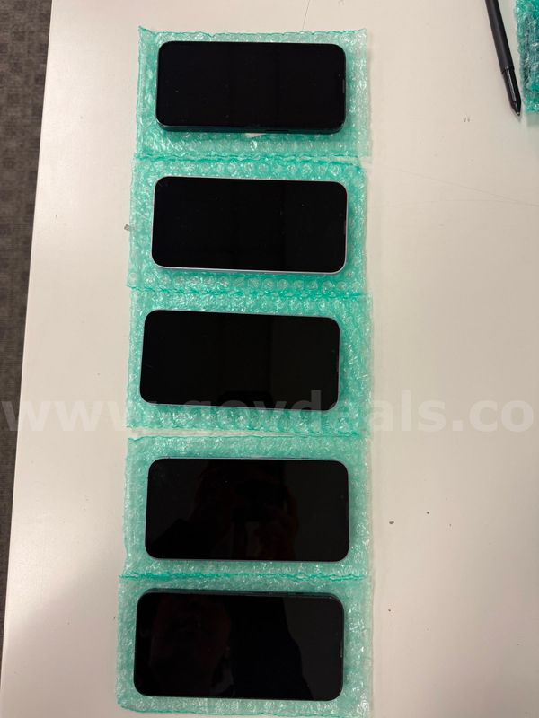 Lot of 5 unlocked iPhone 14s 128GB - Needs Repair