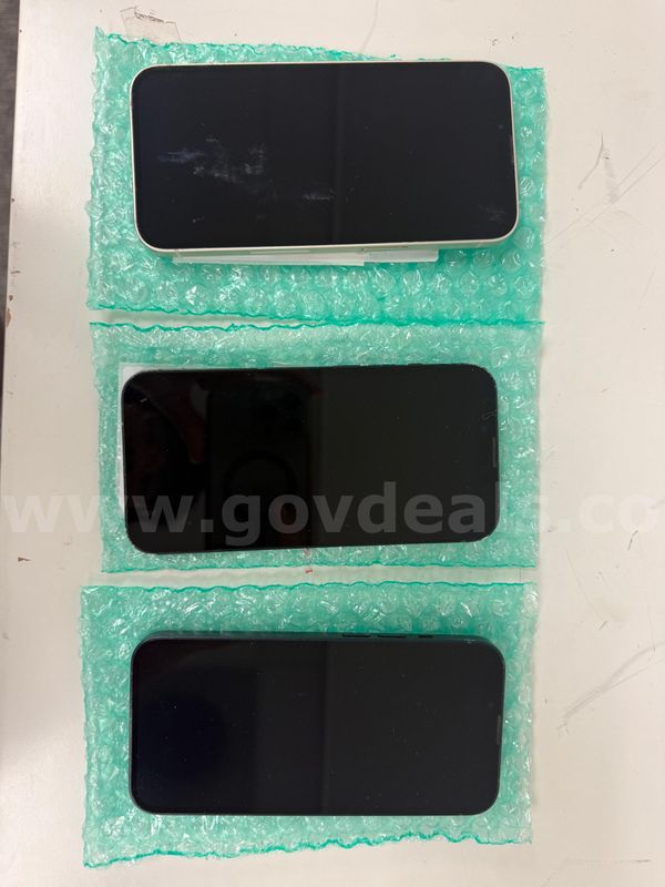 Lot of 3 Unlocked iPhone 14s 128GB - Needs Repair
