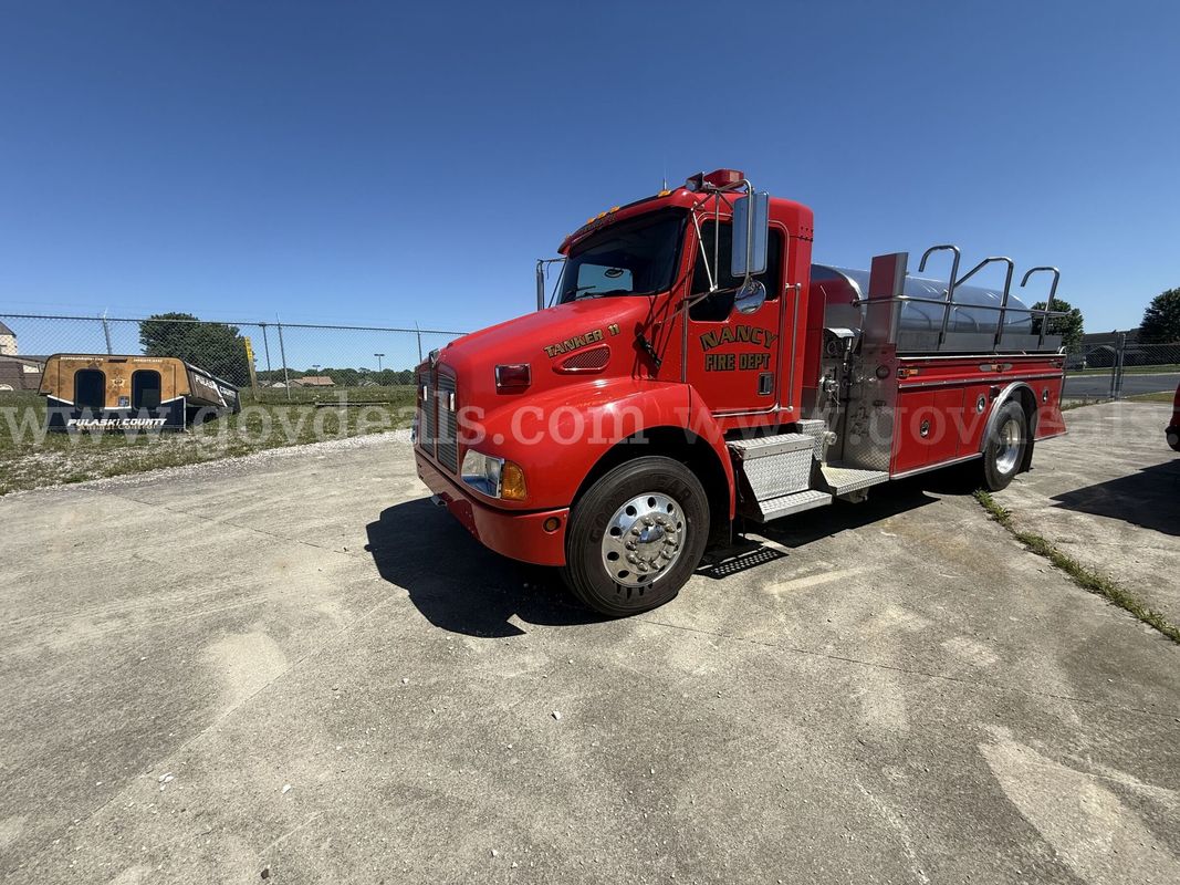 2001 Kenworth T300 Tanker Truck