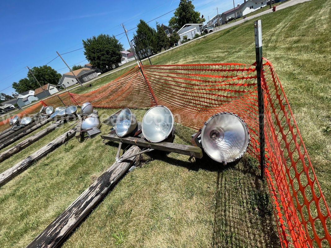 LOT of (8) High School Baseball Field Lights