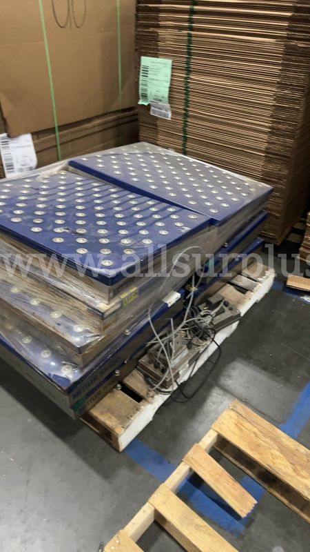 13 Ea. Mettler Toledo Ball Transfer Floor Scale