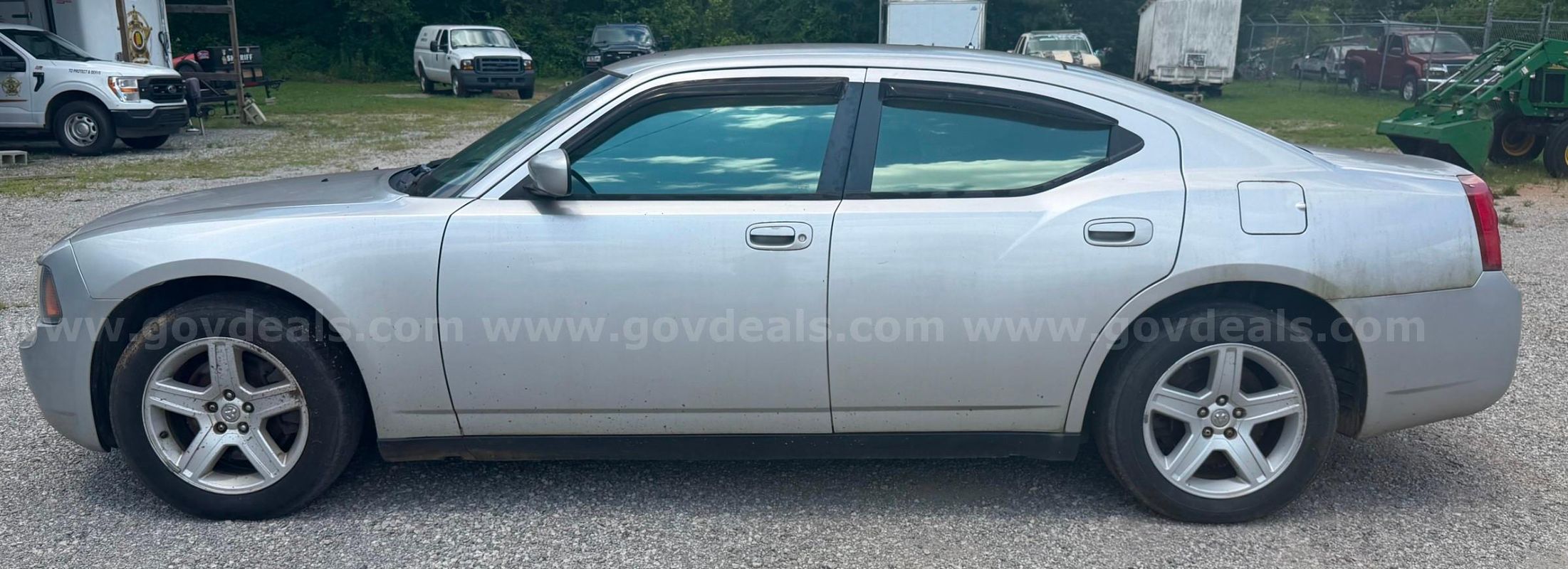 2010 Dodge Charger 4 Door Sedan
