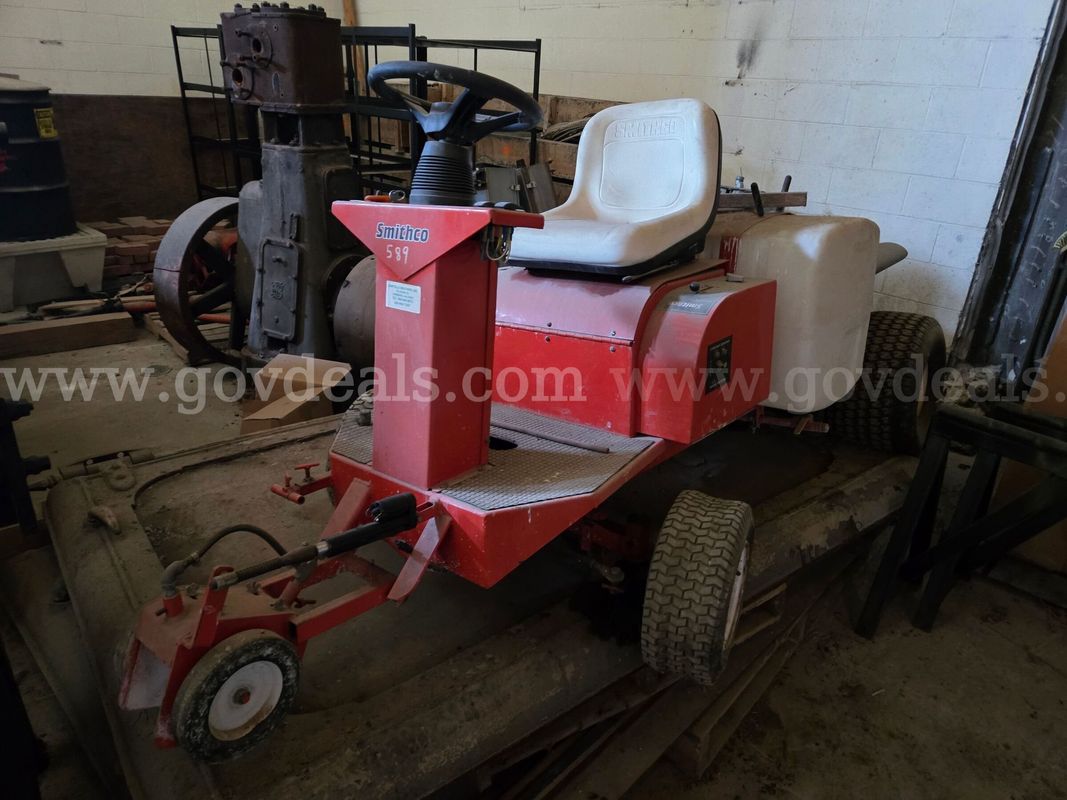 Smithco ride-on