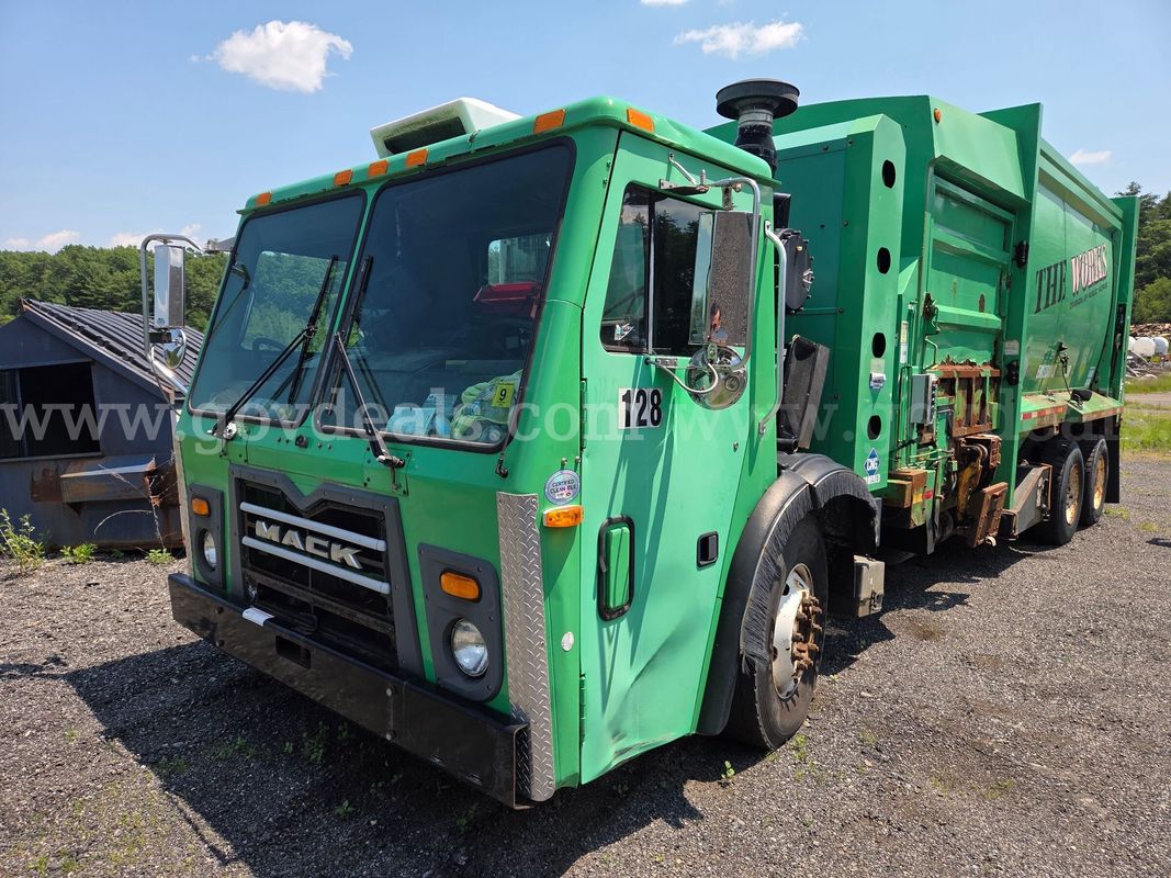 CNG Garbage Truck
