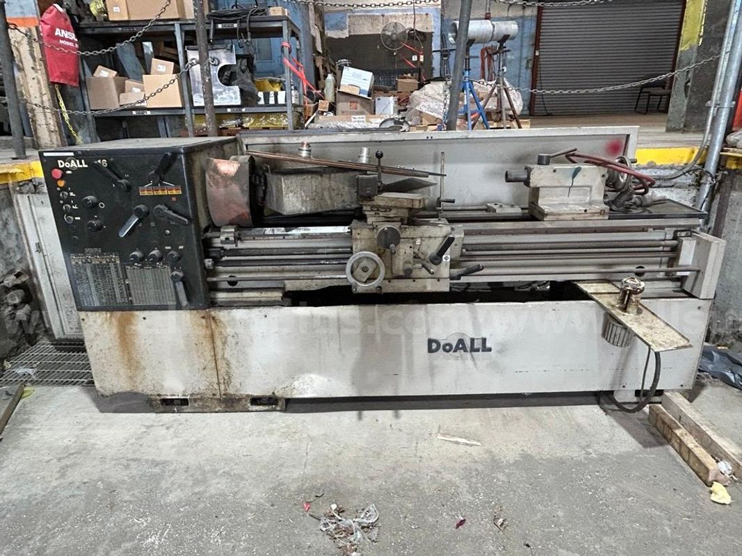 DoAll 16 Engine Lathe, 240V, 3ph, 60Hz
