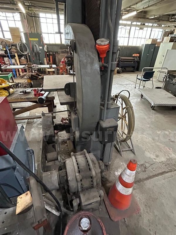 Vertical Band Saw