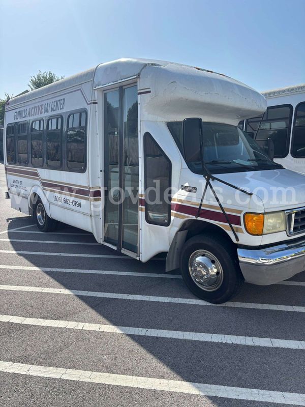 2003 Ford Econoline E-350 Super Duty