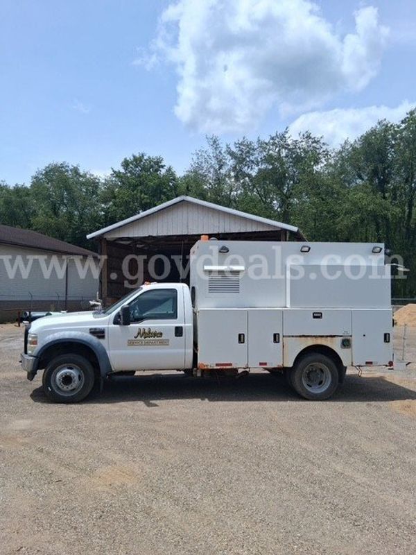 2008 Ford F-550