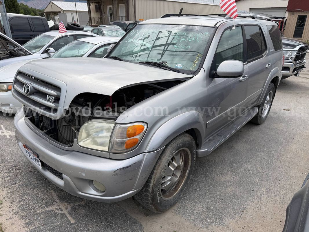 2001 Toyota Sequoia Limited 4WD