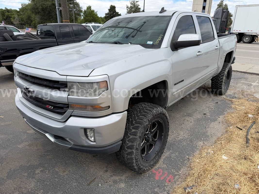 2016 Chevrolet Silverado 1500 LT Crew Cab 4WD