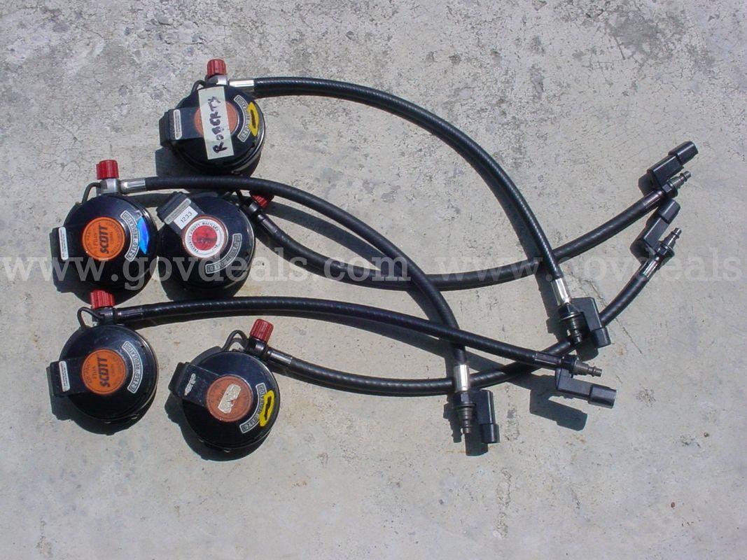 Scott quick change regulators