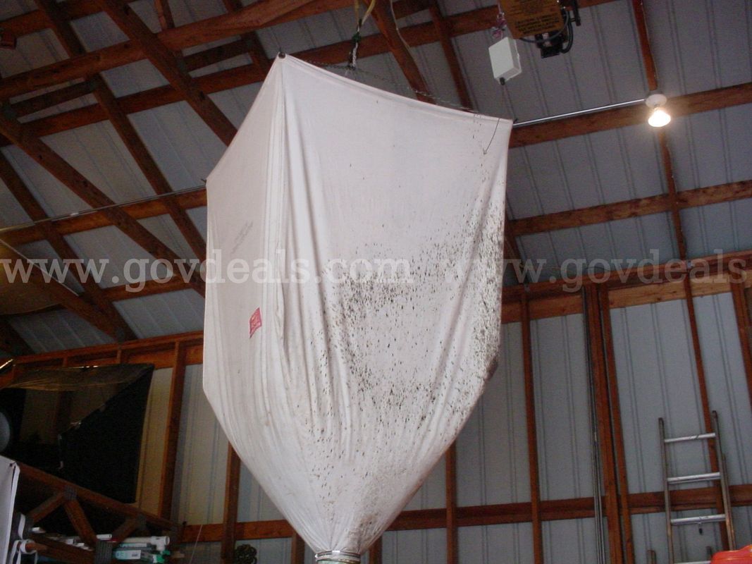Used Styrofoam peanut hopper packing shipping